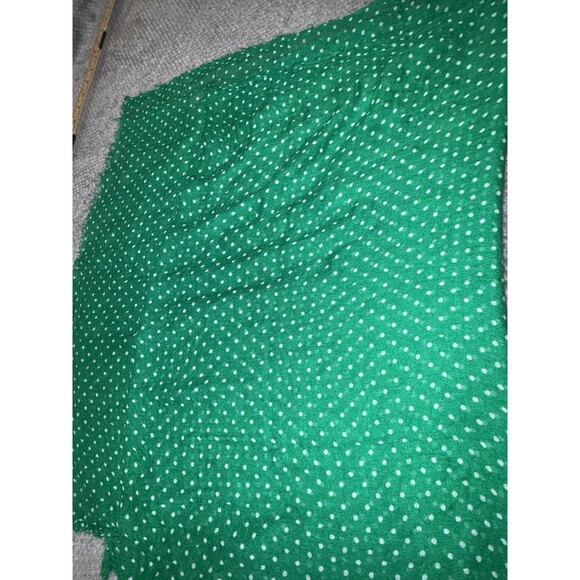 Polka dot green sheer scarf - Picture 6 of 7